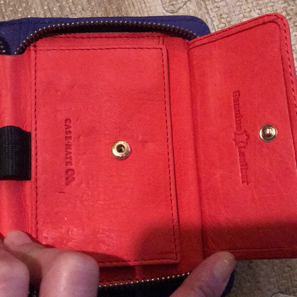 Card holder - Picture 3 of 6